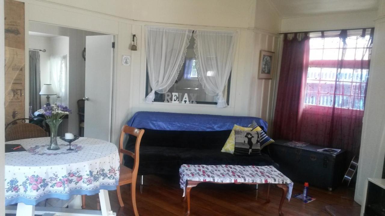 Monday Seaside Cottage Whanganui Esterno foto